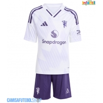 Camisa de time de futebol Manchester United Replicas 2º Equipamento Infantil 2025-26 Manga Curta (+ Calças curtas)